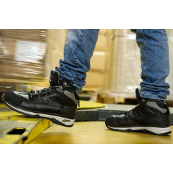 Chaussure de sécurité S3 professionnelle de travail noire en cuir ISO EN  20345 S3 homme manutention chantier transport artisan, CH624